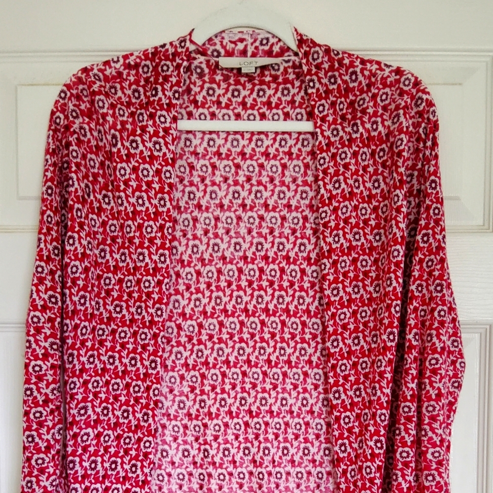 Loft  PTP 19", L 32", Stretches, long sleeves, open front, preloved